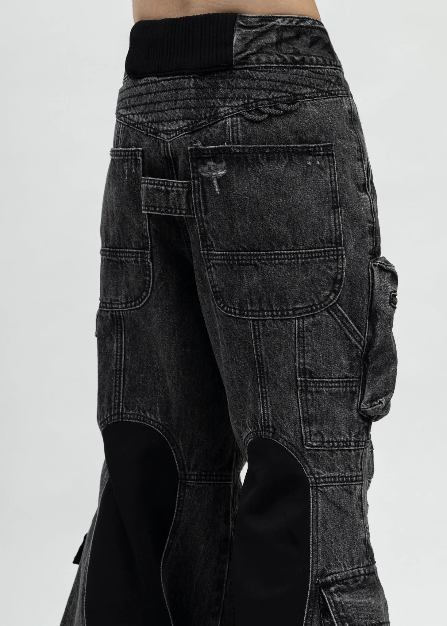 BLACK CAMPING CARGO JEANS