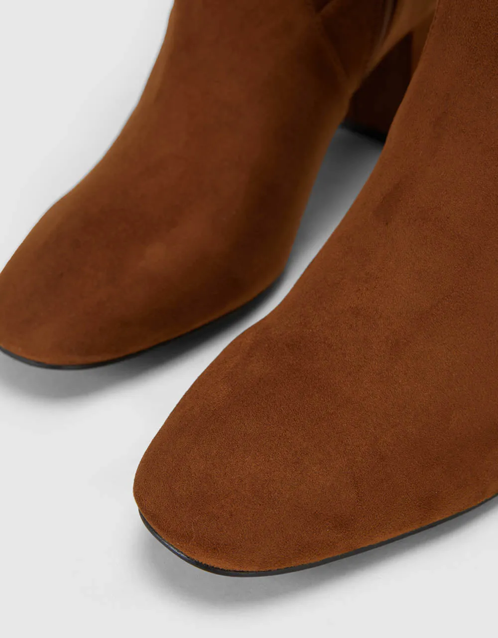 Knee High Heeled Boots