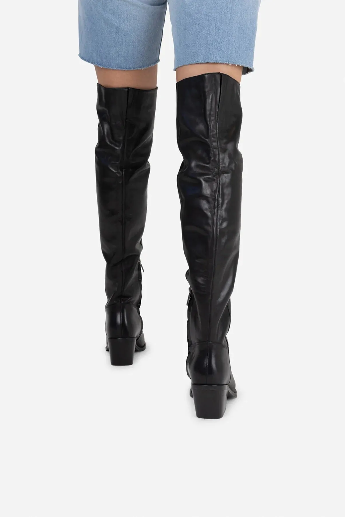 La-Titude high knee boots