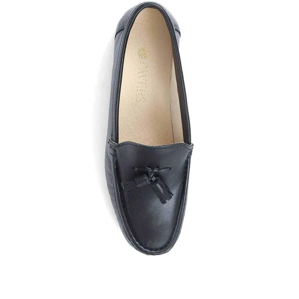 Leather Tassel Loafers  - CONT25000 / 309 198