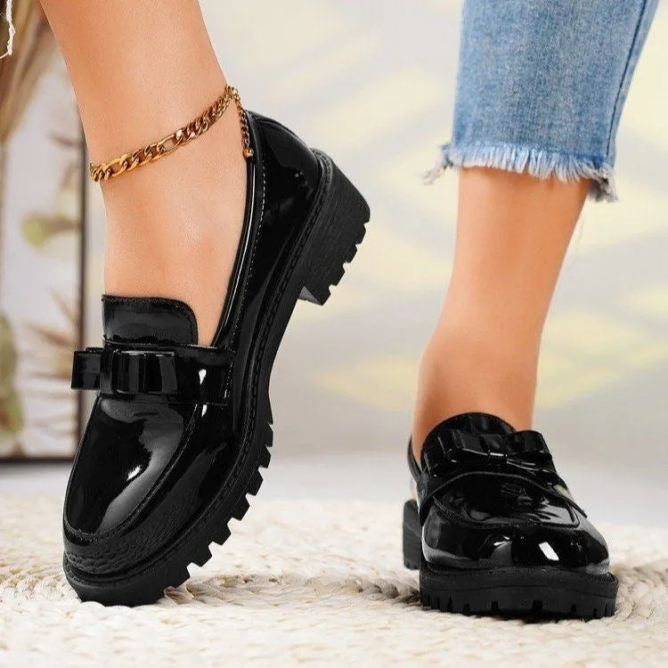 New Bright Patent Leather Tassel Loafers – Retro Mid-Heel Casual Shoes for Plus Sizes