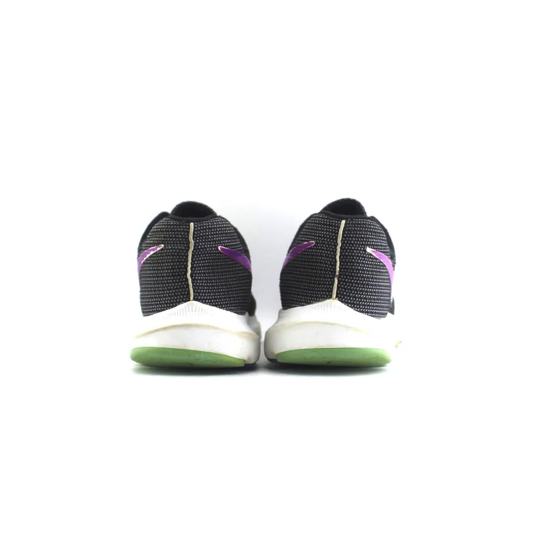NIKE RUN SWIFT