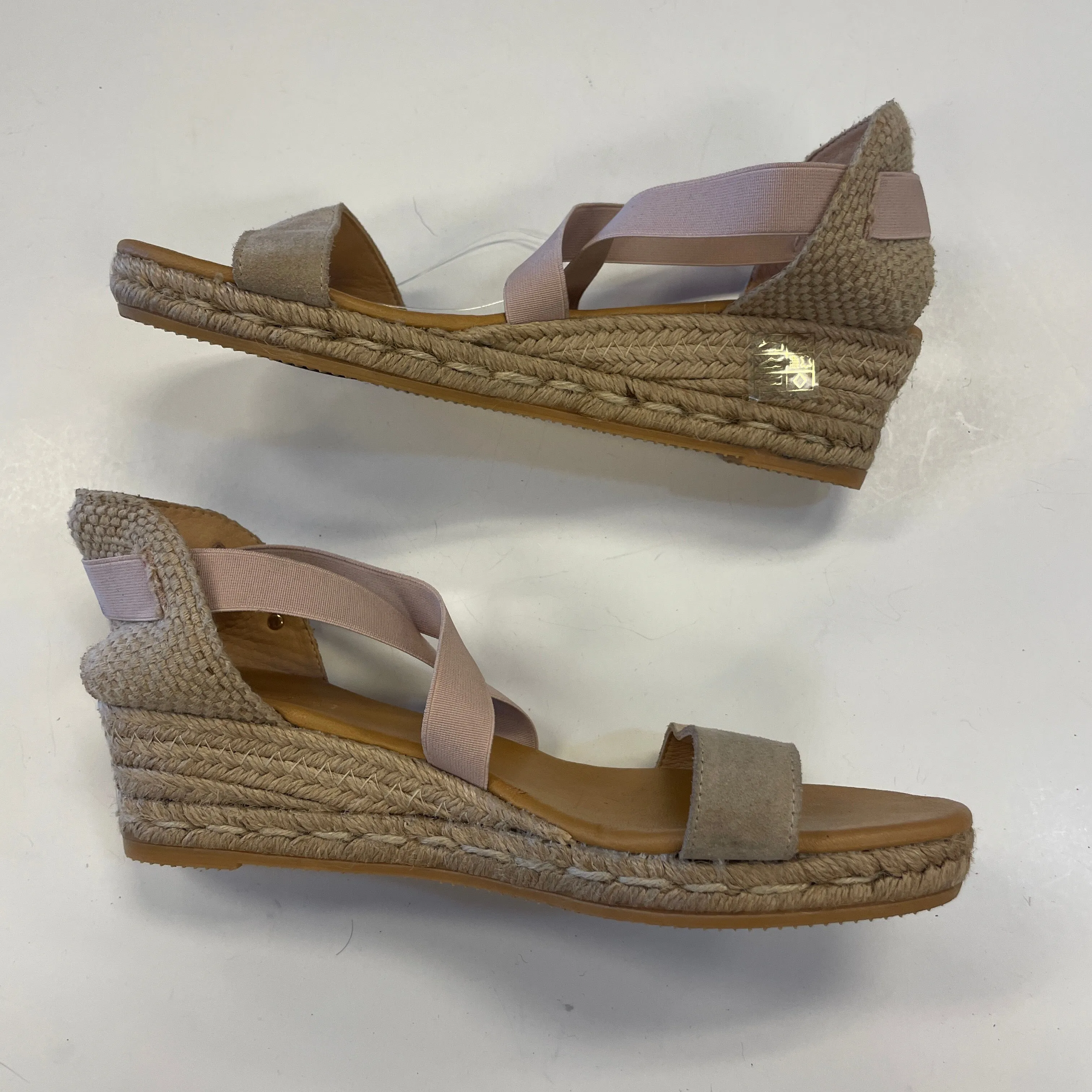 Shoes Heels Wedge By Clothes Mentor In Tan, Size: 9.5