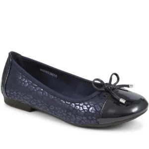 Simple Slip-On Ballet Pumps - WBINS38055 / 324 147