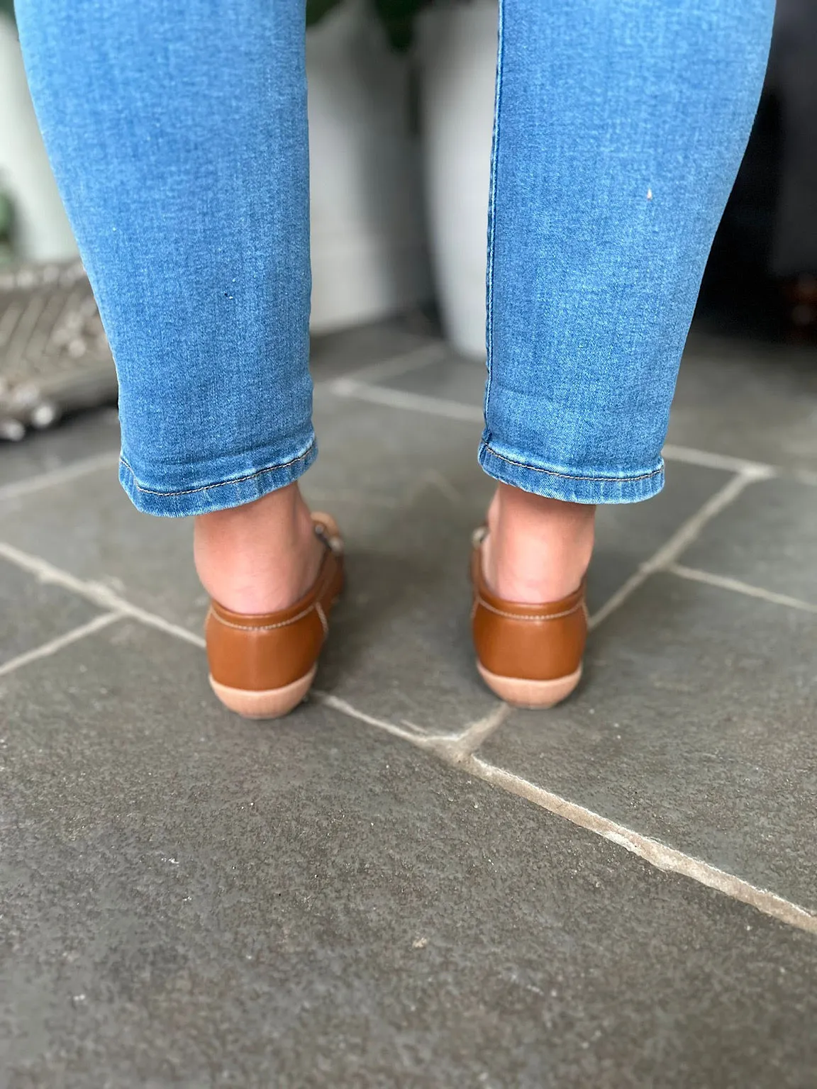 Tan Leather Tassel Loafer