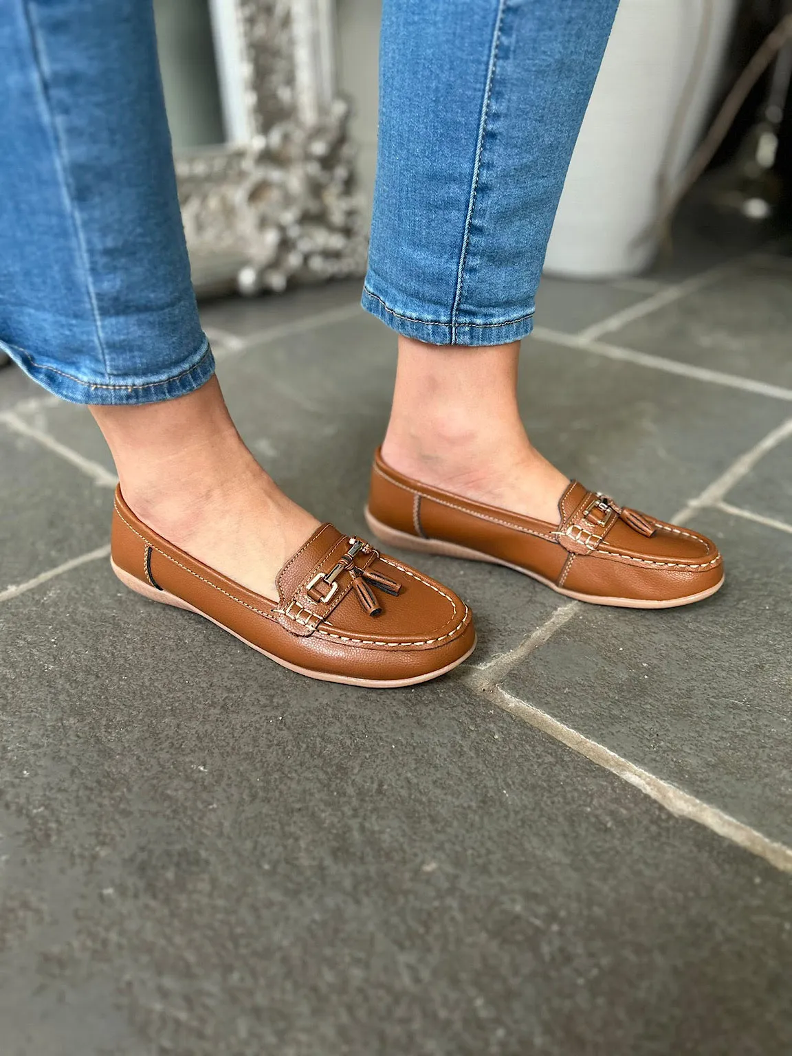Tan Leather Tassel Loafer