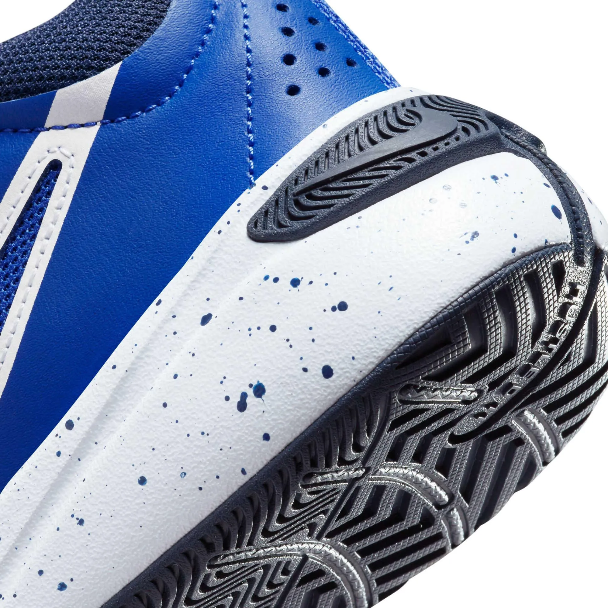 Team Hustle D 11 Junior's Basketball Shoes