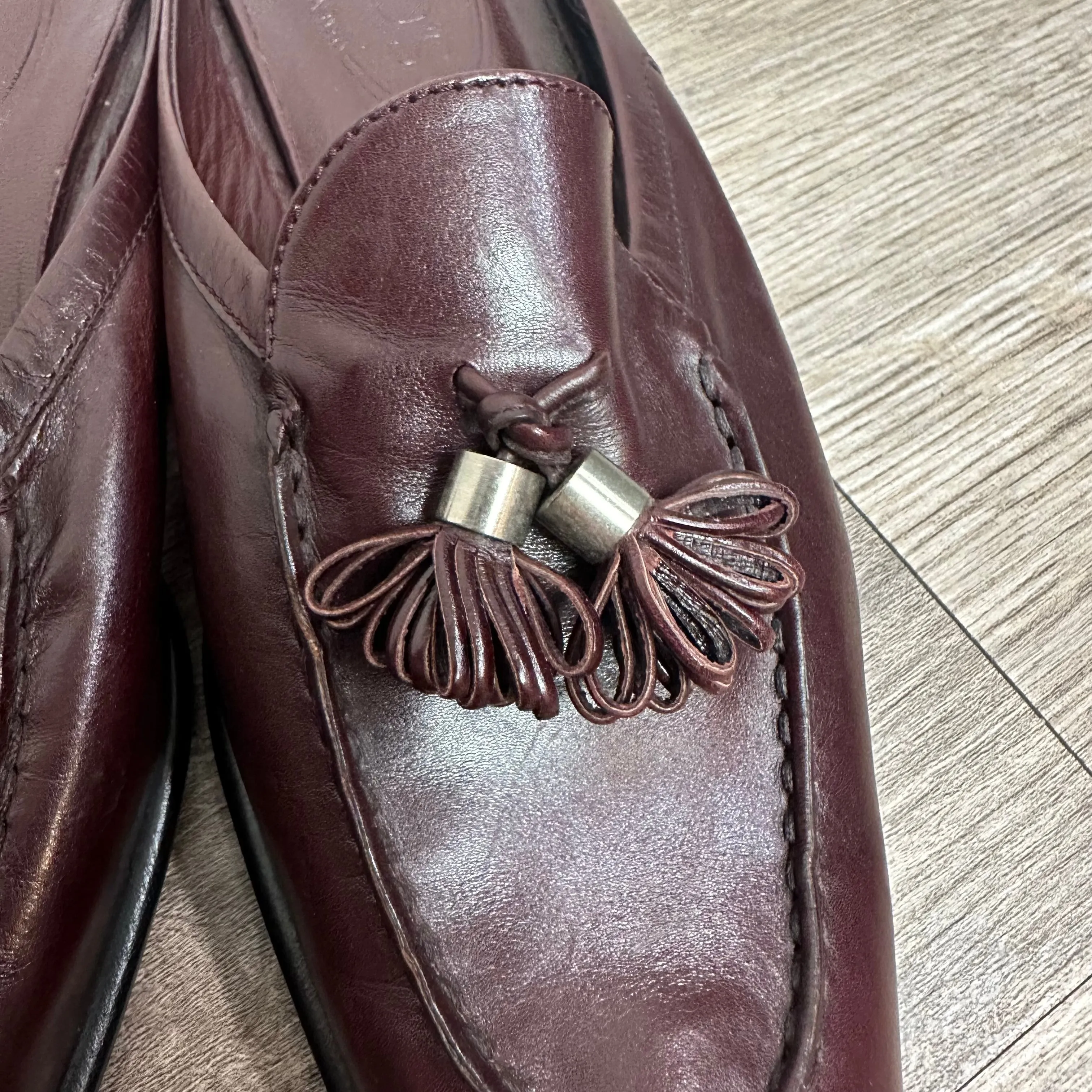 Tod's Loafers Burgundy Red Leather Slip On Tassel Low Heel Stitched Backless Mules 10